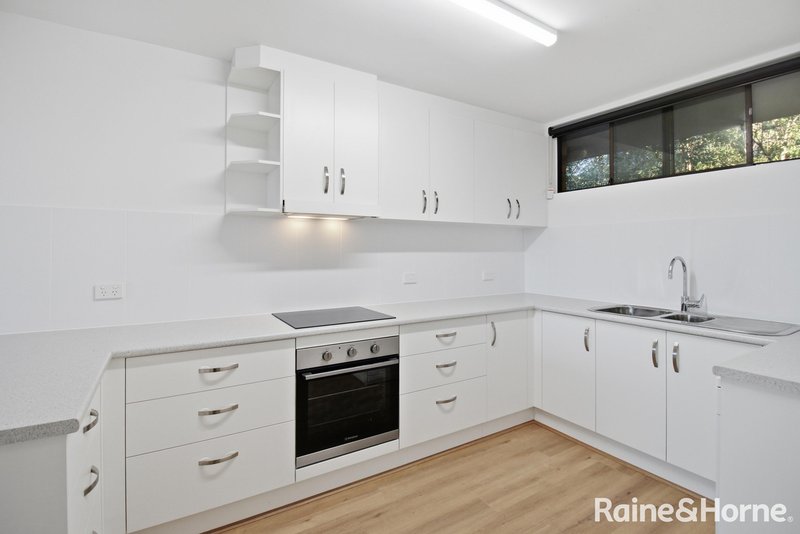 Photo - 2/54 Brisbane Street, St Lucia QLD 4067 - Image 2