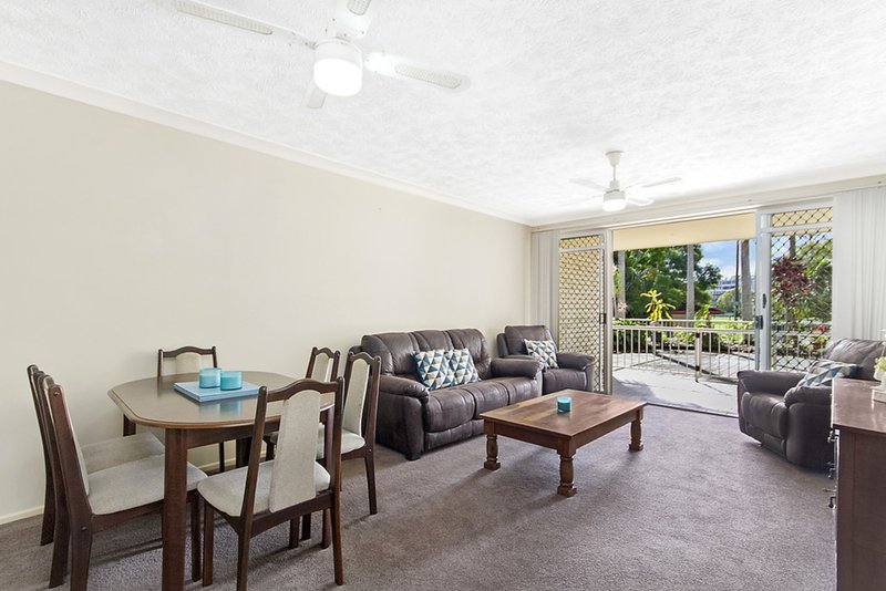 2/54 Dutton Street, Coolangatta QLD 4225