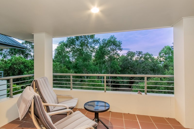 Photo - 254 Easthill Drive, Robina QLD 4226 - Image 10