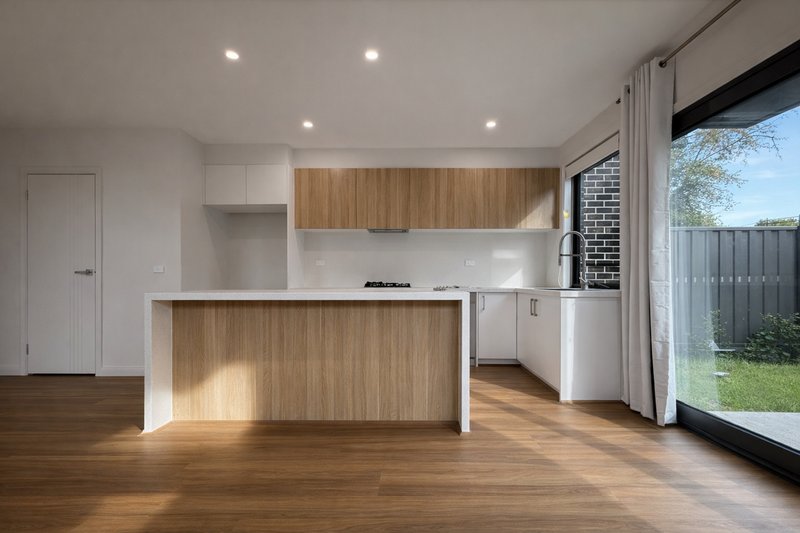 Photo - 2/54 Kirby Street, Reservoir VIC 3073 - Image 4