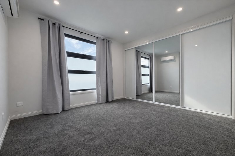 Photo - 2/54 Kirby Street, Reservoir VIC 3073 - Image 9