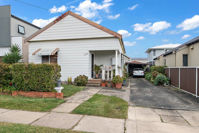 Photo - 254 Lawson Street, Hamilton South NSW 2303 - Image 1