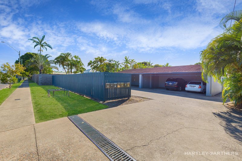 Photo - 2/54 Percy Street, West End QLD 4810 - Image 3