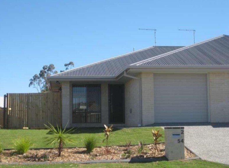 Photo - 2/54 Reibelt Drive, Caboolture QLD 4510 - Image 1