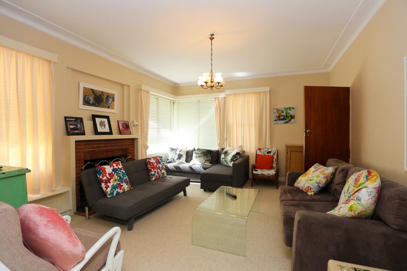 Photo - 254 Russell Street, Bathurst NSW 2795 - Image 7