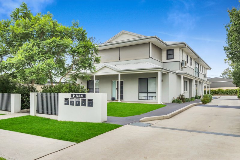 2/54 York Street, Tahmoor NSW 2573