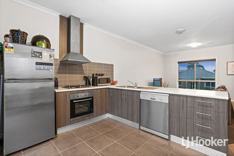 Photo - 25/42 Mitchells Lane, Sunbury VIC 3429 - Image 4