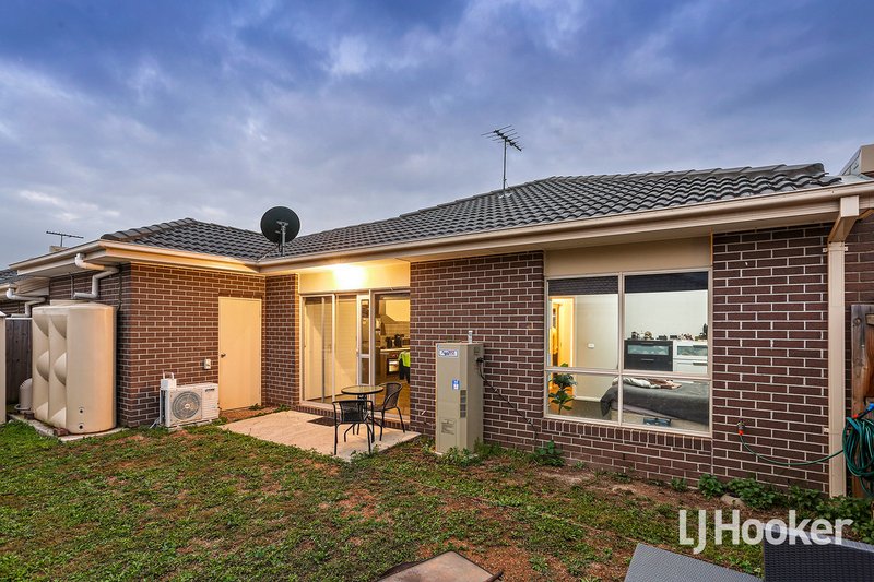 Photo - 25/42 Mitchells Lane, Sunbury VIC 3429 - Image 8