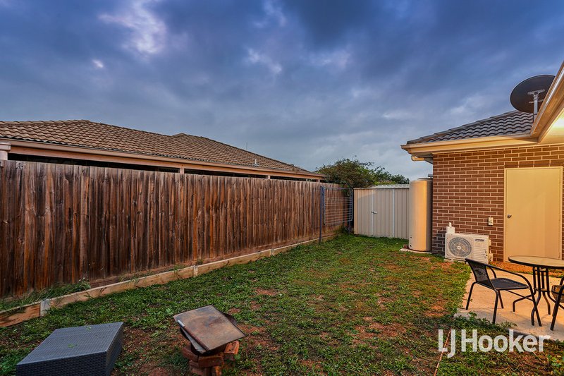 Photo - 25/42 Mitchells Lane, Sunbury VIC 3429 - Image 9