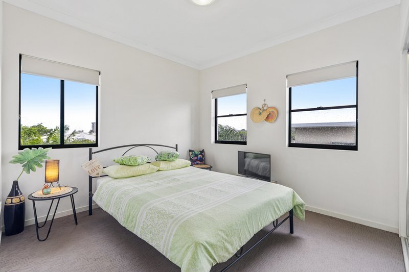 Photo - 25/448 Oxley Avenue, Redcliffe QLD 4020 - Image 16