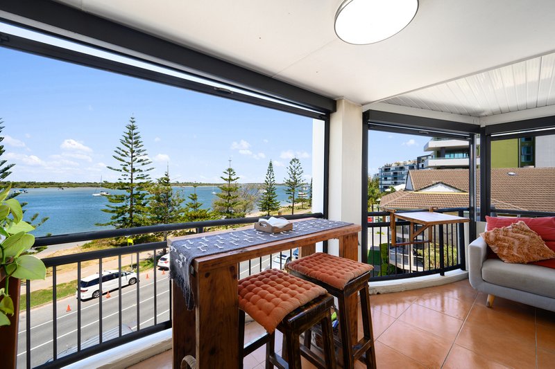 Photo - 25/452 Marine Parade, Biggera Waters QLD 4216 - Image 11