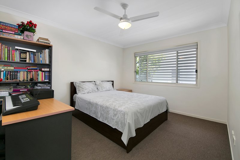 Photo - 2/546 Oxley Road, Sherwood QLD 4075 - Image 9