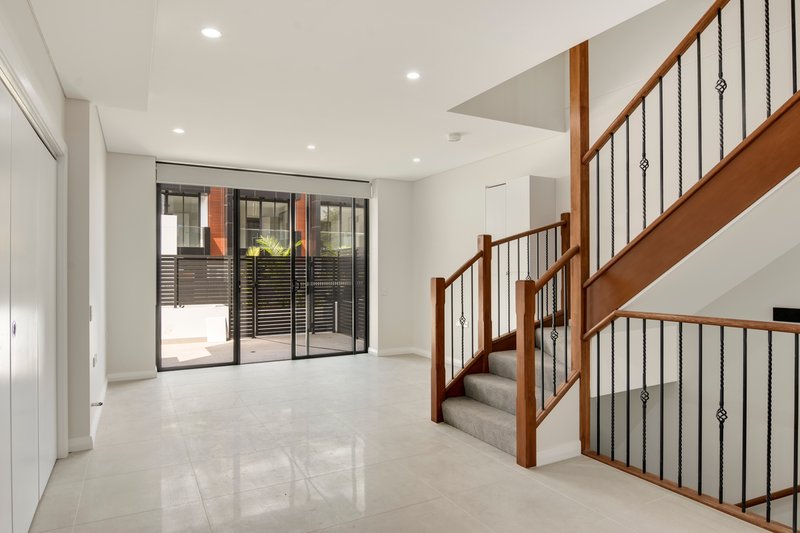 Photo - 2/547-549 Chapel Road, Bankstown NSW 2200 - Image 3