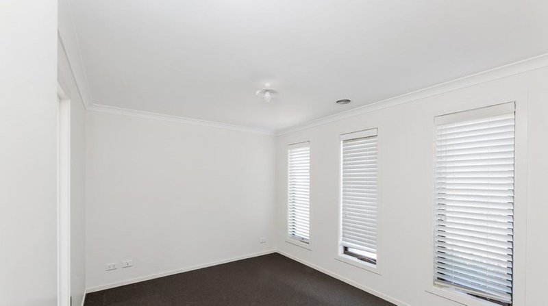 Photo - 254A Sayers Road, Truganina VIC 3029 - Image 3