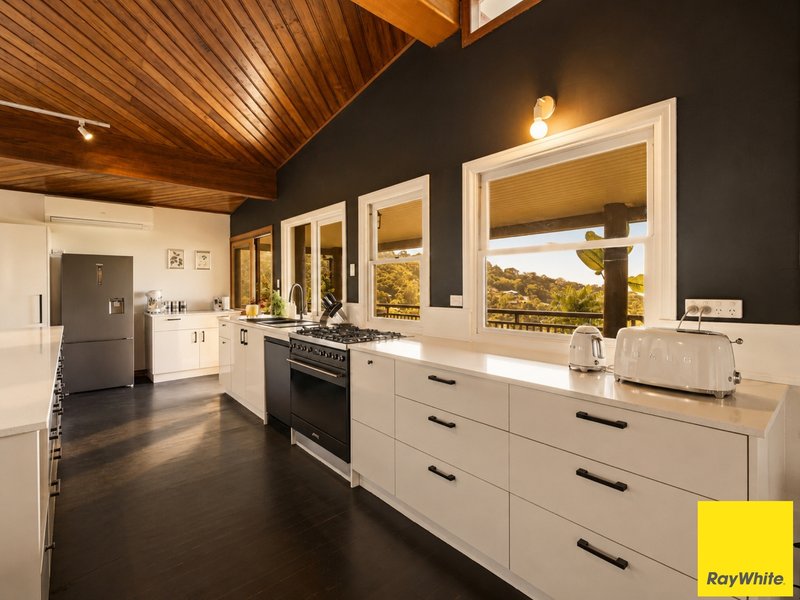 Photo - 255-259 Toogood Road, Bayview Heights QLD 4868 - Image 7