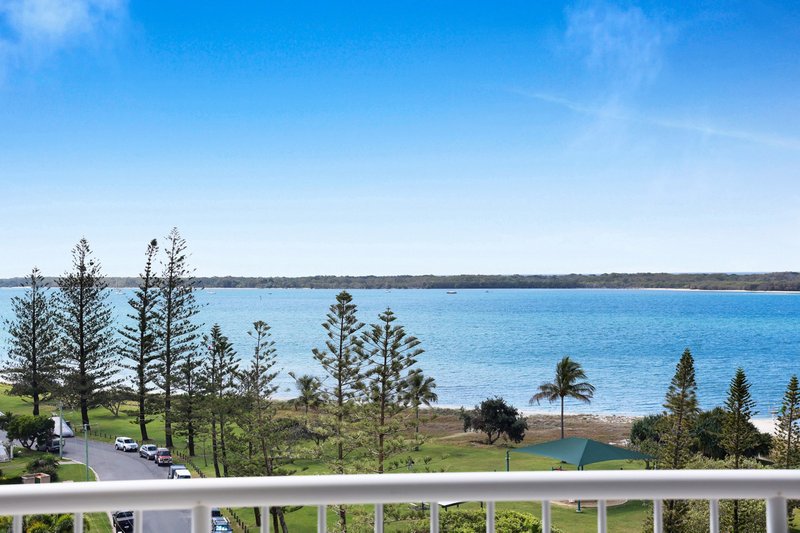 25/5-7 Oatland Esplanade, Runaway Bay QLD 4216