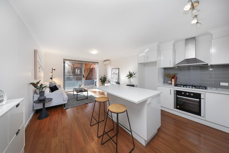 Photo - 2/55 Challis Street, Newport VIC 3015 - Image 1