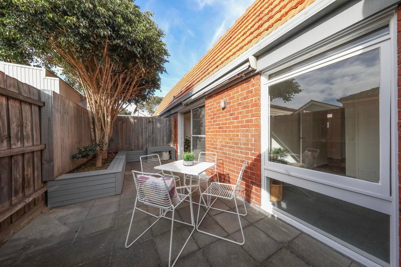 Photo - 2/55 Challis Street, Newport VIC 3015 - Image 6