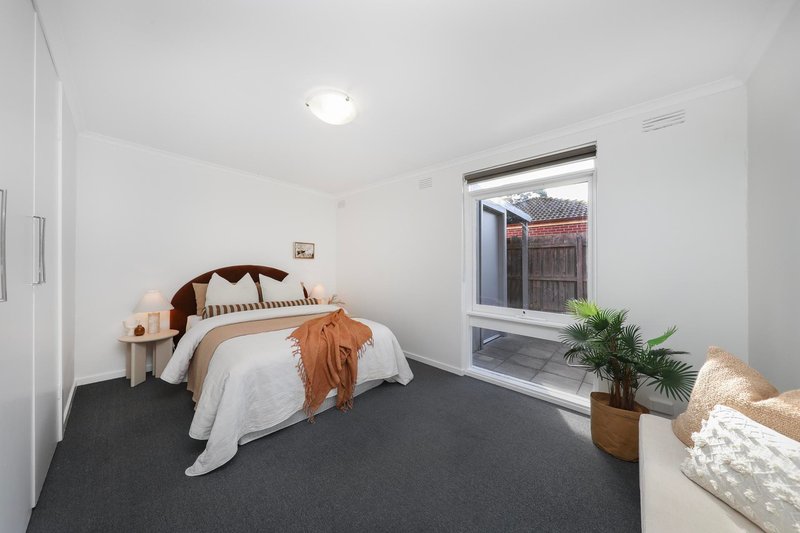 Photo - 2/55 Challis Street, Newport VIC 3015 - Image 7