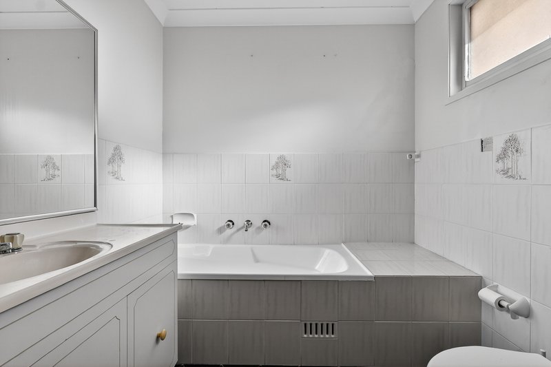 Photo - 2/55 Chester Road, Ingleburn NSW 2565 - Image 15