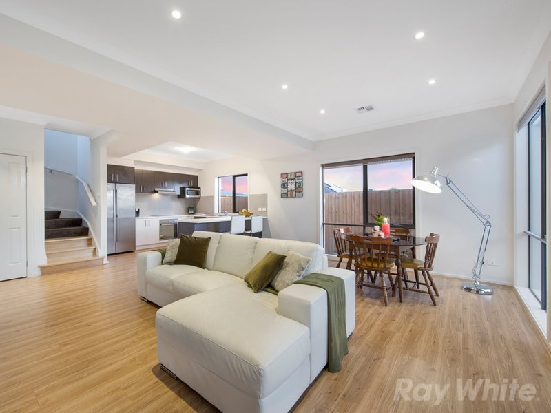 Photo - 2/55 Glencairn Street, Mulgrave VIC 3170 - Image 4