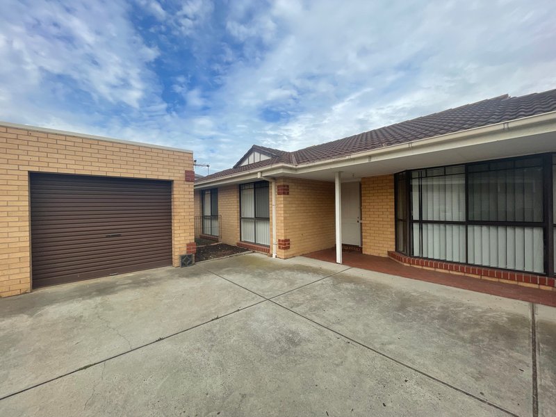 Photo - 2/55 Grieve Parade, Altona VIC 3018 - Image 1