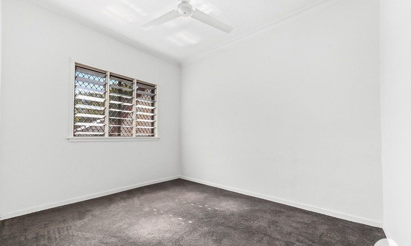 Photo - 255 Hamilton Road, Chermside QLD 4032 - Image 6