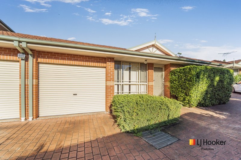Photo - 2/55 Maclauren Avenue, East Hills NSW 2213 - Image 1