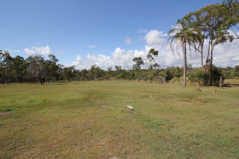 Photo - 255 Pacific Drive, Deepwater QLD 4674 - Image 3