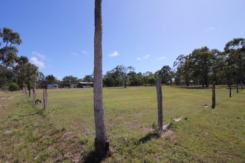 Photo - 255 Pacific Drive, Deepwater QLD 4674 - Image 25