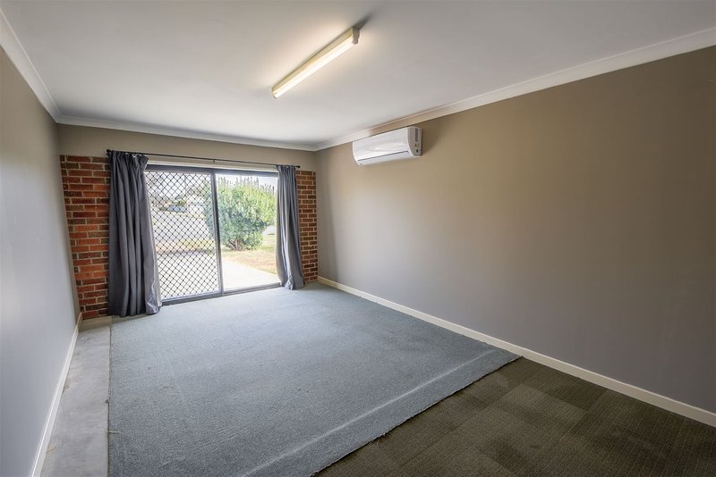 Photo - 255 Scott Street, Warracknabeal VIC 3393 - Image 6