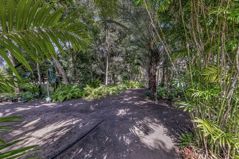 Photo - 255 Sylvan Drive, Moore Park Beach QLD 4670 - Image 20