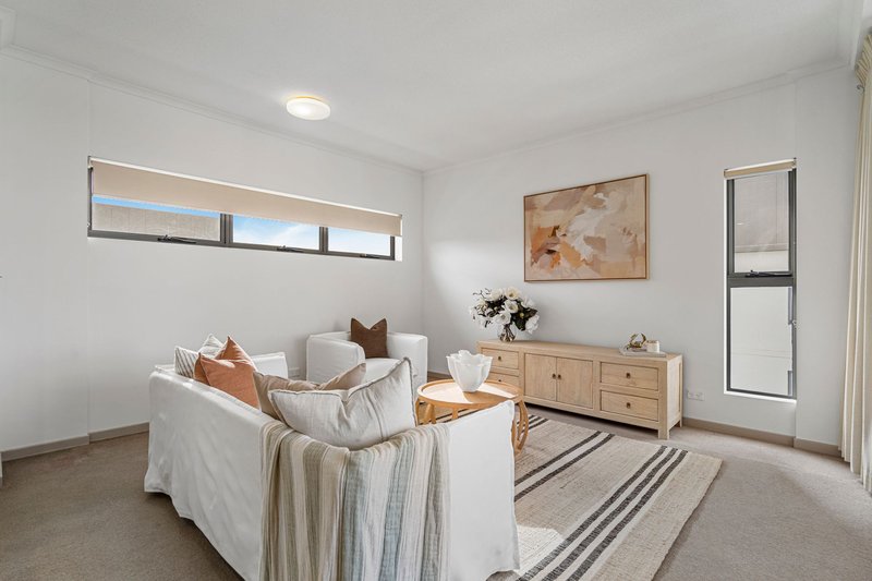 Photo - 255/129 Laver Drive, Robina QLD 4226 - Image 8