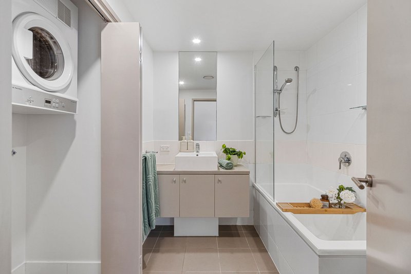 Photo - 255/129 Laver Drive, Robina QLD 4226 - Image 16