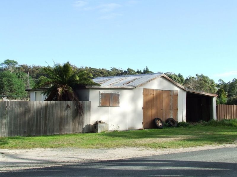 Photo - 25528 Tasman Highway, St Helens TAS 7216 - Image 3