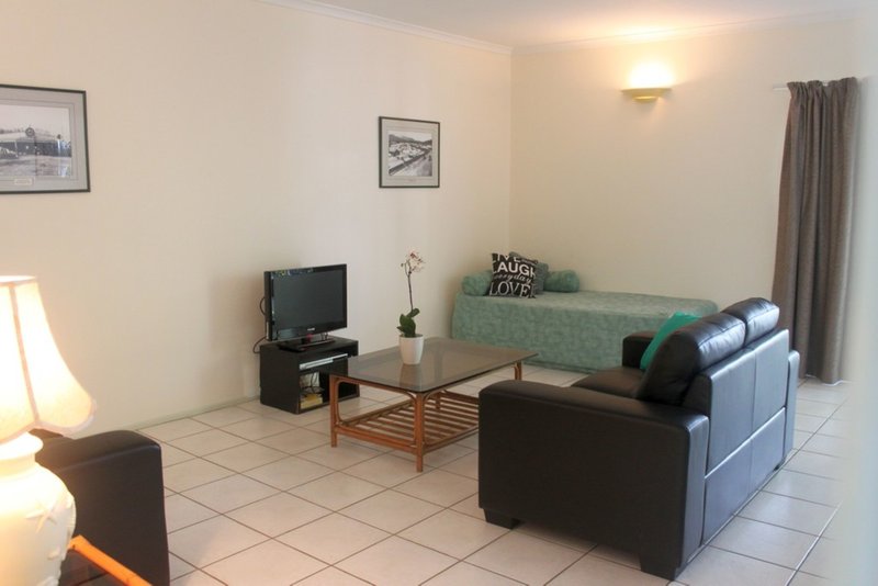 Photo - 25/54-66 Trinity Beach Road, Trinity Beach QLD 4879 - Image 3