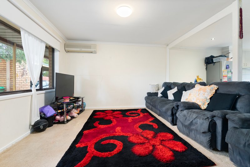 Photo - 2/559 Kemp Street, Lavington NSW 2641 - Image 3