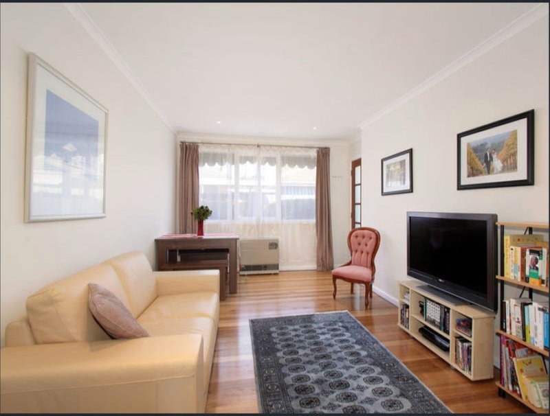 Photo - 2/55A Coorigil Road, Carnegie VIC 3163 - Image 2