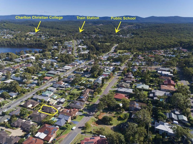 Photo - 2/55a Macquarie Road, Fennell Bay NSW 2283 - Image 13