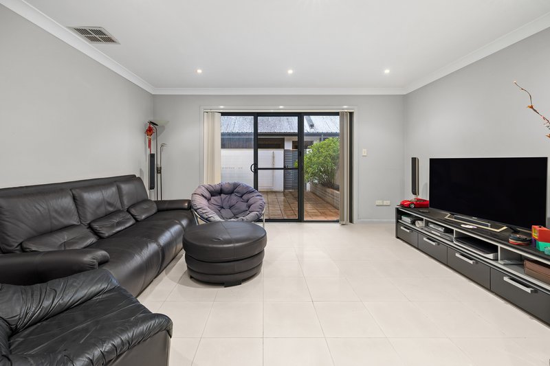 Photo - 2/56-62 Underwood Road, Homebush NSW 2140 - Image 3