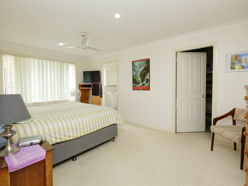 Photo - 2/56 Amanda Crescent, Forster NSW 2428 - Image 7