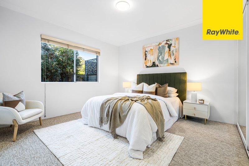 Photo - 2/56 Anzac Avenue, West Ryde NSW 2114 - Image 5
