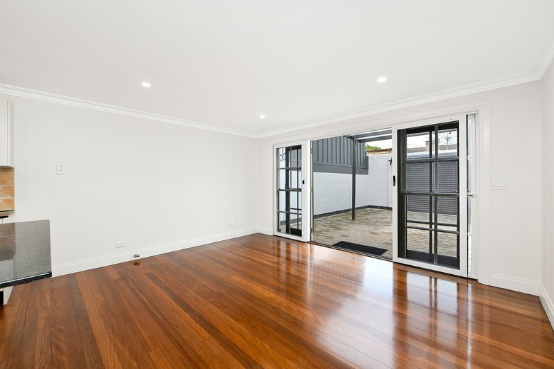 Photo - 256 Belmont Street, Alexandria NSW 2015 - Image 2