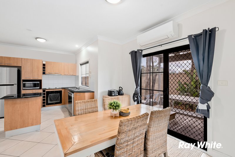 Photo - 25/6 Blossom Place, Quakers Hill NSW 2763 - Image 2