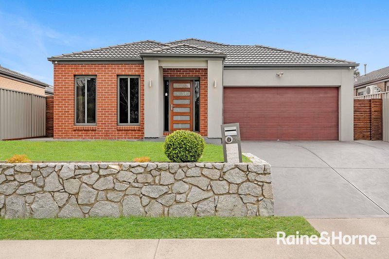 Photo - 256 Casey Fields Boulevard, Cranbourne East VIC 3977 - Image 1