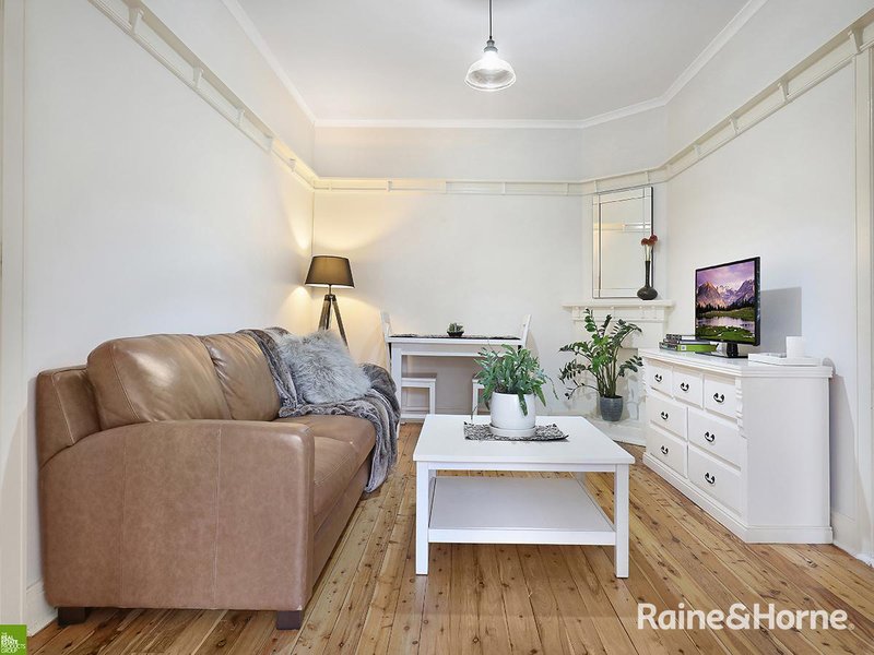 Photo - 2/56 Church Street, Wollongong NSW 2500 - Image 3