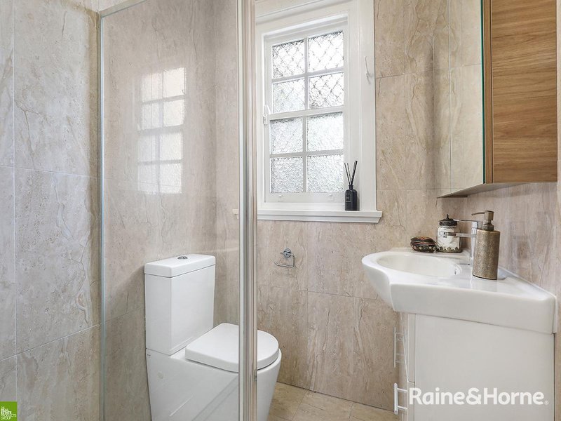 Photo - 2/56 Church Street, Wollongong NSW 2500 - Image 5