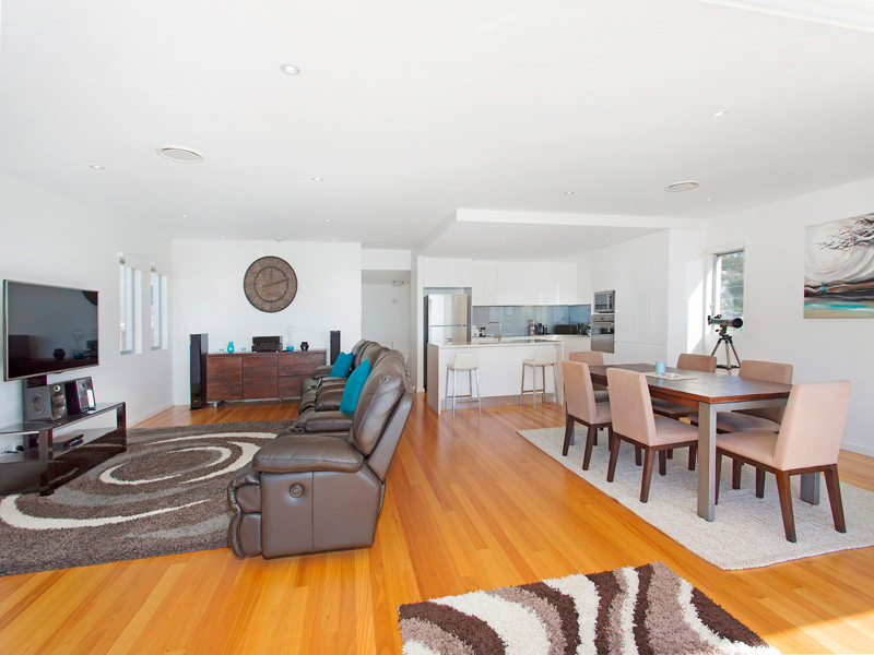 2/56 Gipps Street, Kiama, NSW 2533 - Image 2