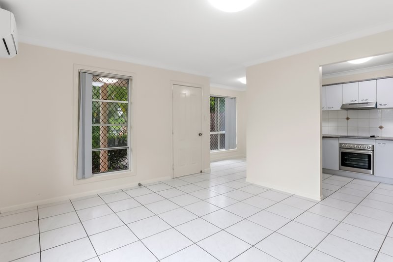 Photo - 2/56 Griffith Street, Everton Park QLD 4053 - Image 5