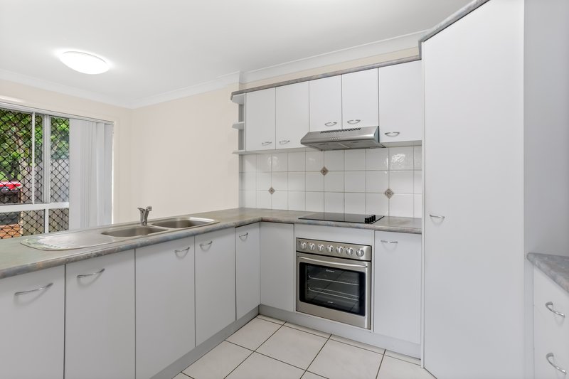 Photo - 2/56 Griffith Street, Everton Park QLD 4053 - Image 6
